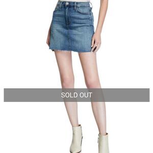 HudsonVivid Denim Raw-Hem Mini Skirt

Size 28